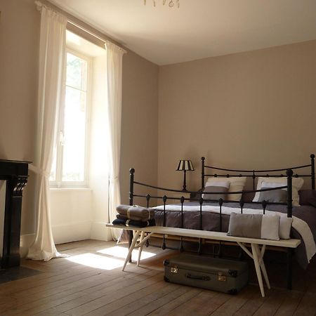 Domaine De Savigny Bed & Breakfast Saint-Saulge Bagian luar foto